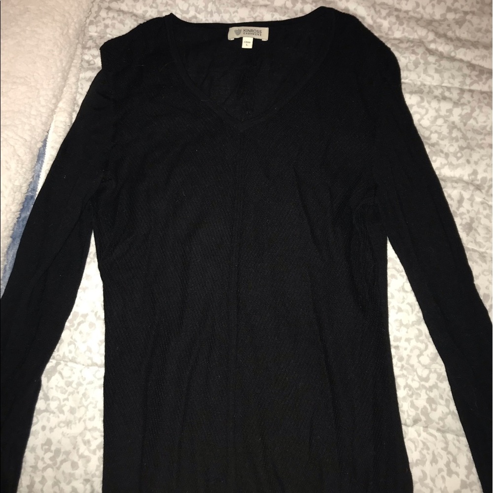 Kinross Cashmere V-Neck